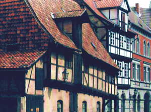 qued.jpg (16293 bytes)